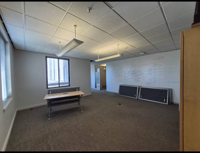 1,295M² OFFICE TO LET IN SANDTON CENTRAL